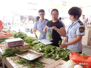 守護餐桌安全，共創(chuàng)健康生活——恩平市食品藥品監(jiān)管局領導做客電臺宣傳食用農(nóng)產(chǎn)品批發(fā)安全知識